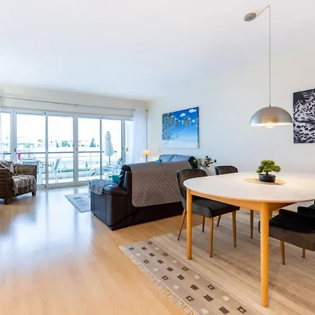 아파트 Marina Retreat - Stunning Two Bedroom In *